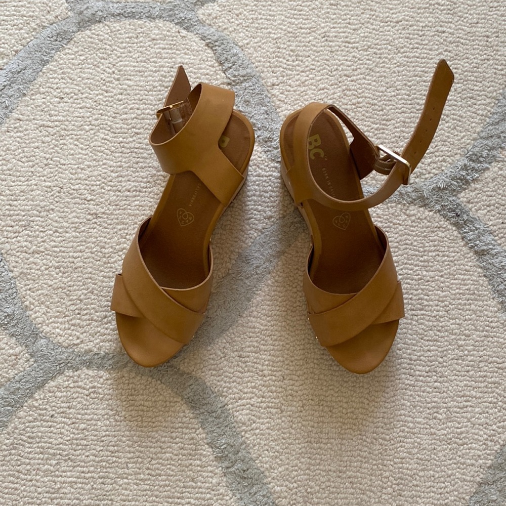 Born in California wedges - worn once